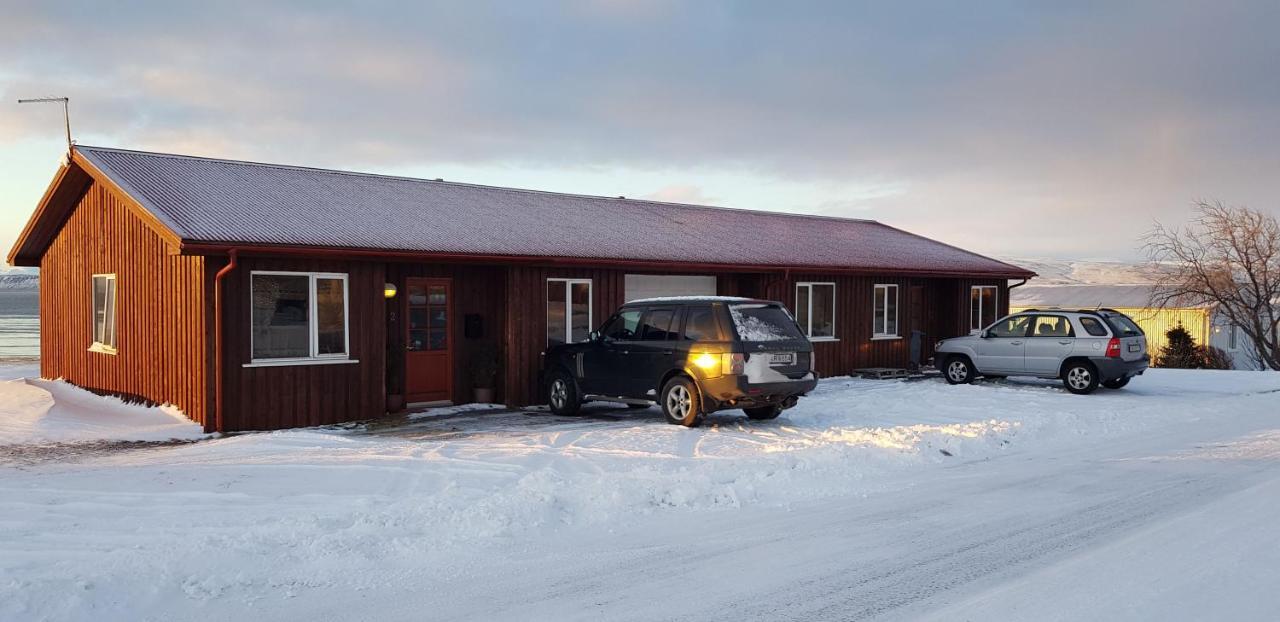 Kind Guesthouse - The Village Budardalur Eksteriør billede